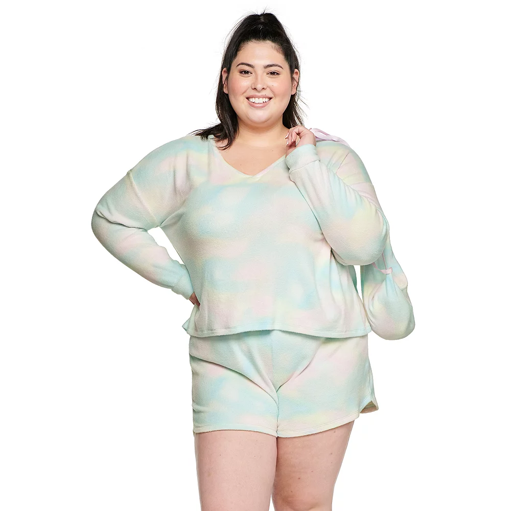 Juniors' Plus Size SO® Boxy Long Sleeve Pajama Top & Pajama Shorts Set 3 Juniors' Plus Size SO® Boxy Long Sleeve Pajama Top & Pajama Shorts Set