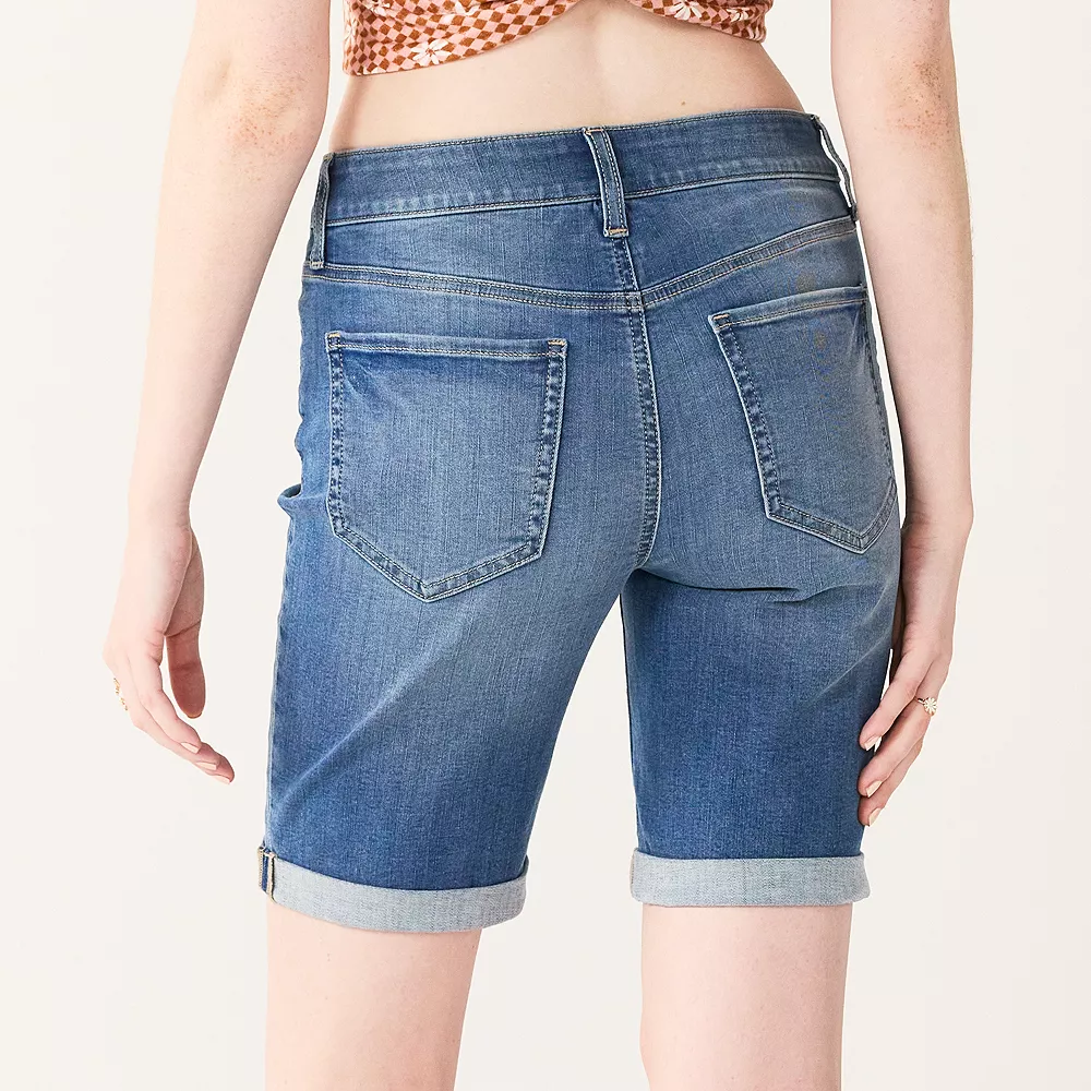 Juniors' SO® Low Rise Bermuda Shorts 4 Juniors' SO® Low Rise Bermuda Shorts - Image 2