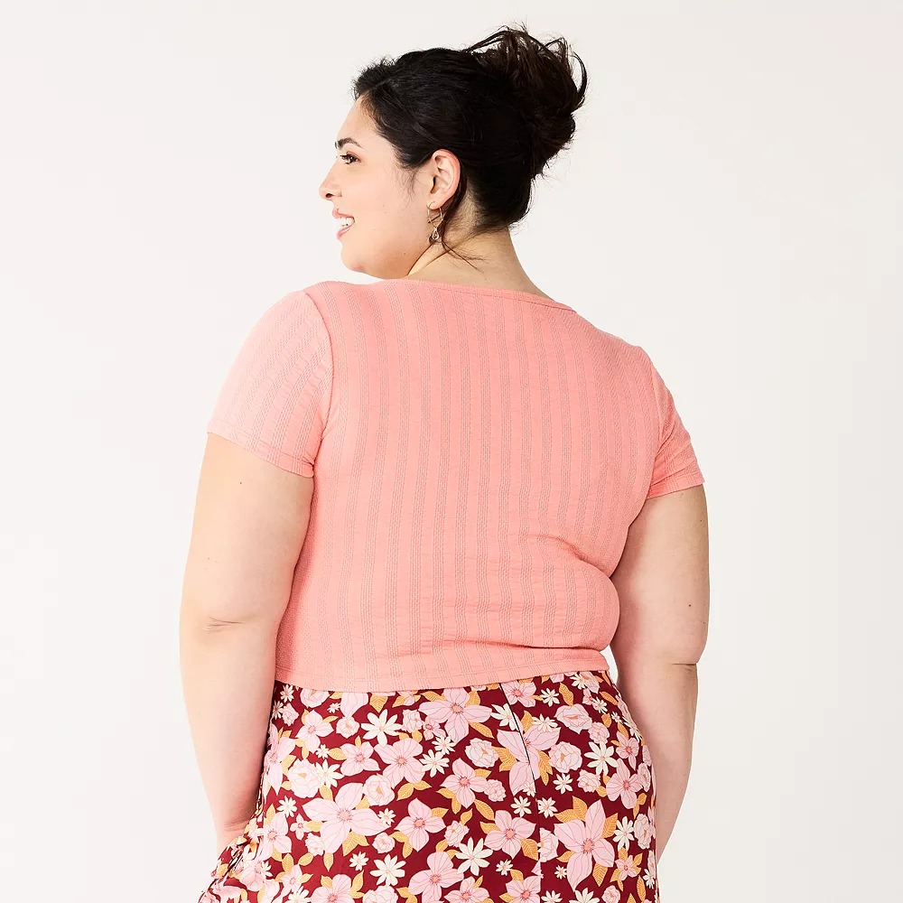 Juniors' Plus Size SO® Cropped Front Lace-Up Top 4 Juniors' Plus Size SO® Cropped Front Lace-Up Top - Image 2