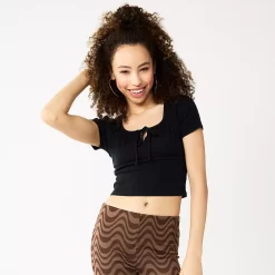 Juniors' SO® Cropped Front-Tie Top