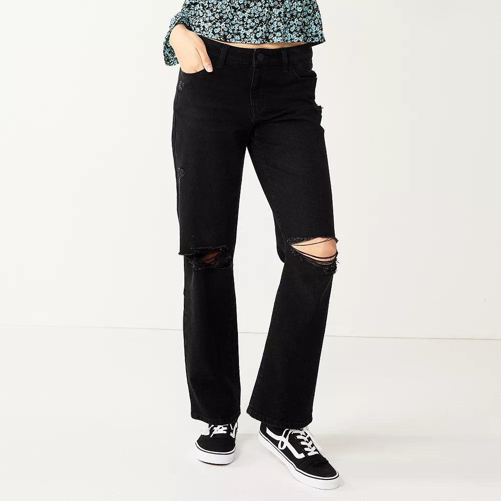 Juniors' SO® Low-Rise Baggy Dad Jean 3 Juniors' SO® Low-Rise Baggy Dad Jean