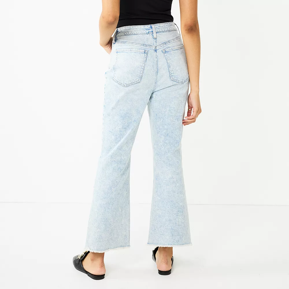 Juniors' SO® High Rise Kick Flare Crop 4 Juniors' SO® High Rise Kick Flare Crop - Image 2