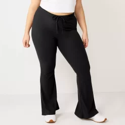 Juniors' Plus Size SO® Pull-On High Rise Flare Pants